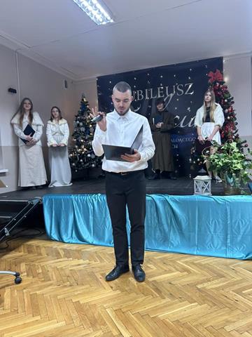 aagzszx12