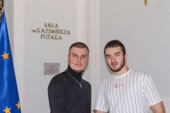 aagzsyp8